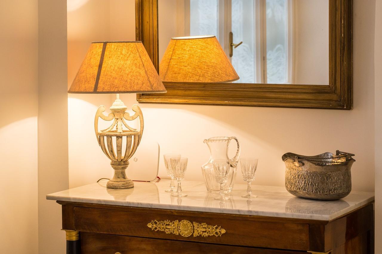 Prestigious Apartment Via Barberini ローマ エクステリア 写真