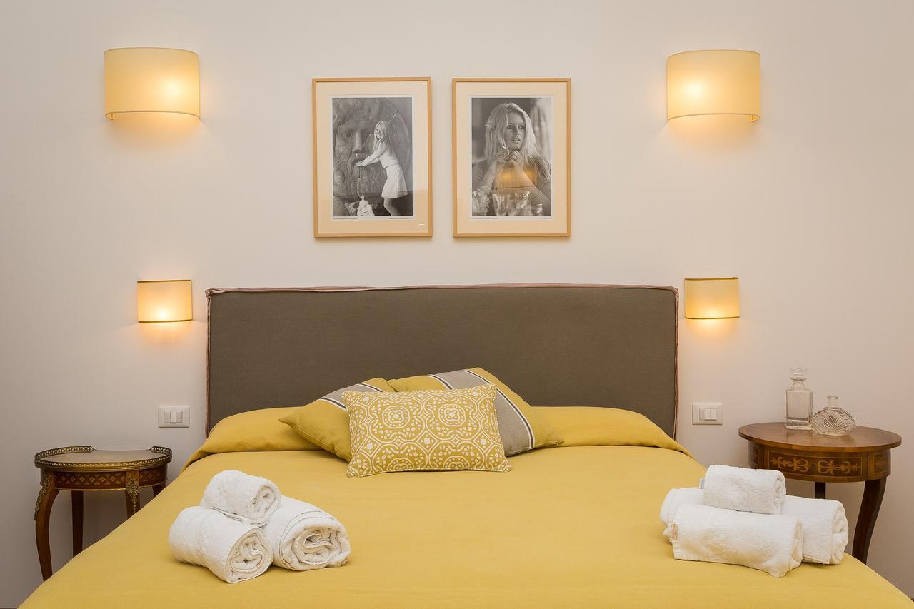Prestigious Apartment Via Barberini ローマ エクステリア 写真