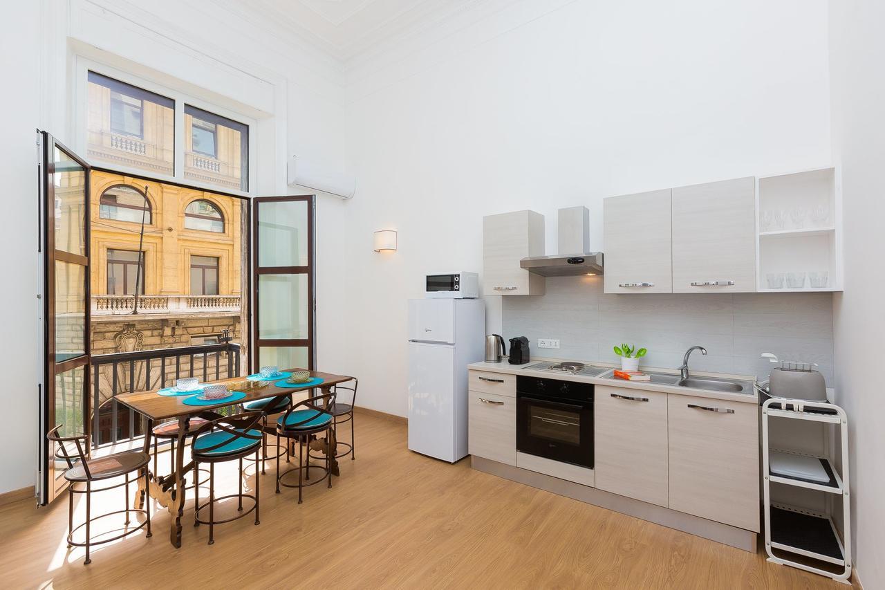 Prestigious Apartment Via Barberini ローマ エクステリア 写真
