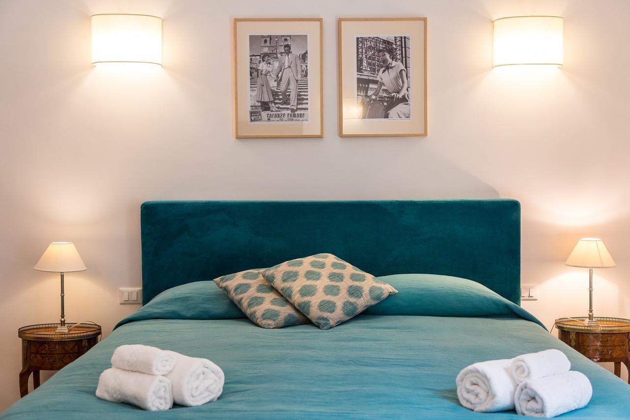 Prestigious Apartment Via Barberini ローマ エクステリア 写真